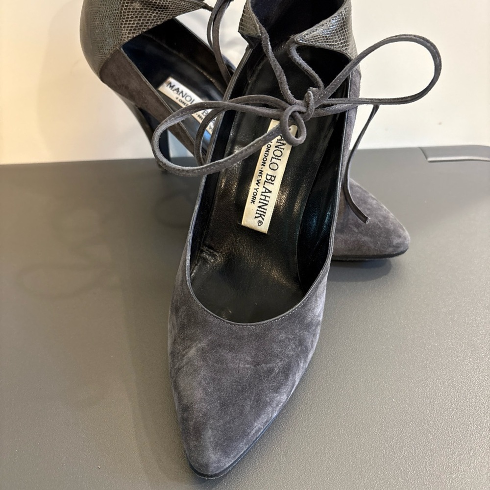 Manolo Blahnik Sexy Strappy Gray Heels with Suede & Snakeskin Carrie Bradshaw